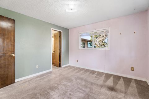 Tiny photo for 1839 NW 51st Street, Redmond, OR 97756 (MLS # 220213206)