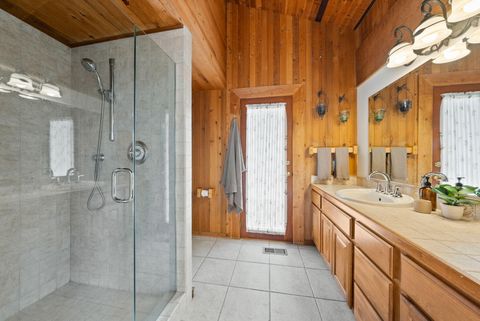 Tiny photo for 1986 NW Rimrock Road, Bend, OR 97703 (MLS # 220211940)