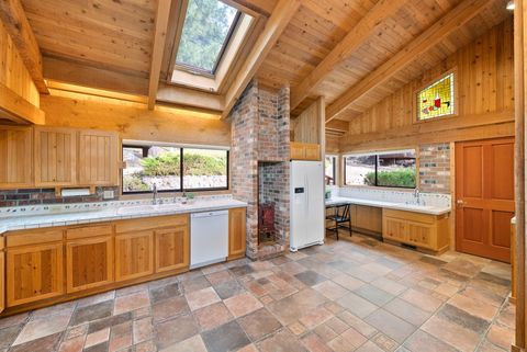 Tiny photo for 1986 NW Rimrock Road, Bend, OR 97703 (MLS # 220211940)