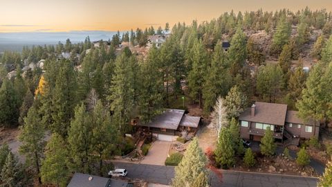Tiny photo for 1986 NW Rimrock Road, Bend, OR 97703 (MLS # 220211940)