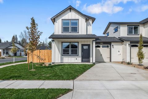 3403 NW 8th Street 9 Redmond OR 97756