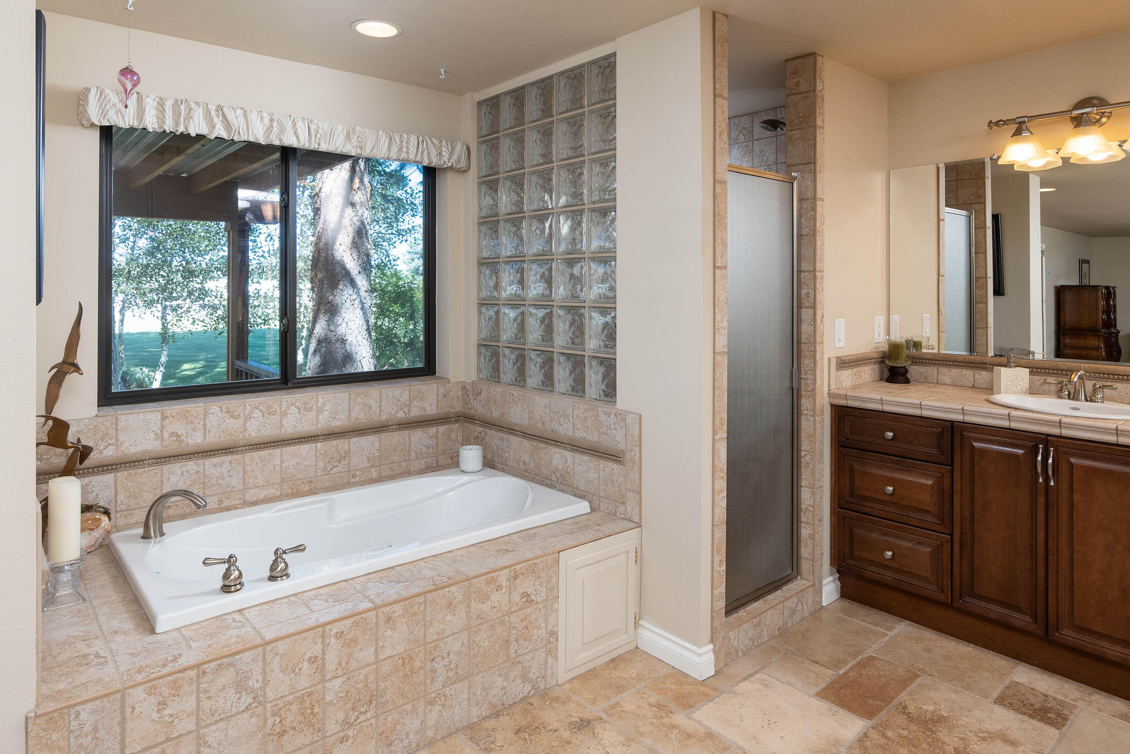 Highland Estate - Residential