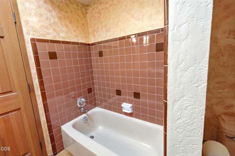 Tiny photo for 500 NW Woodson Drive, Grants Pass, OR 97526 (MLS # 220226315)