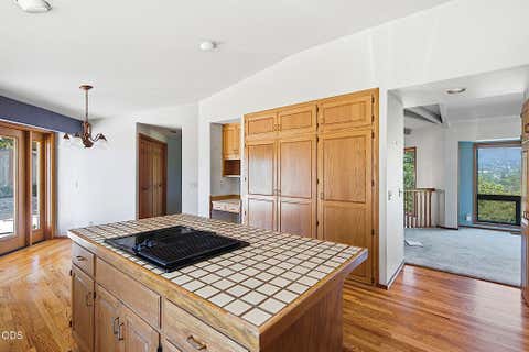 Tiny photo for 500 NW Woodson Drive, Grants Pass, OR 97526 (MLS # 220226315)