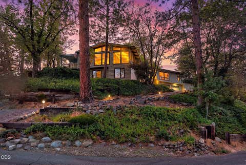 Tiny photo for 500 NW Woodson Drive, Grants Pass, OR 97526 (MLS # 220226315)