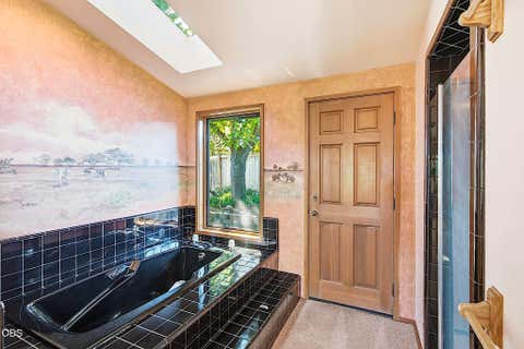 Tiny photo for 500 NW Woodson Drive, Grants Pass, OR 97526 (MLS # 220226315)