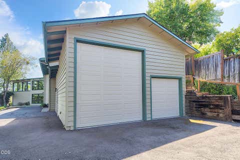 Tiny photo for 500 NW Woodson Drive, Grants Pass, OR 97526 (MLS # 220226315)