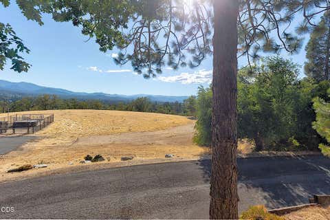 Tiny photo for 500 NW Woodson Drive, Grants Pass, OR 97526 (MLS # 220226315)