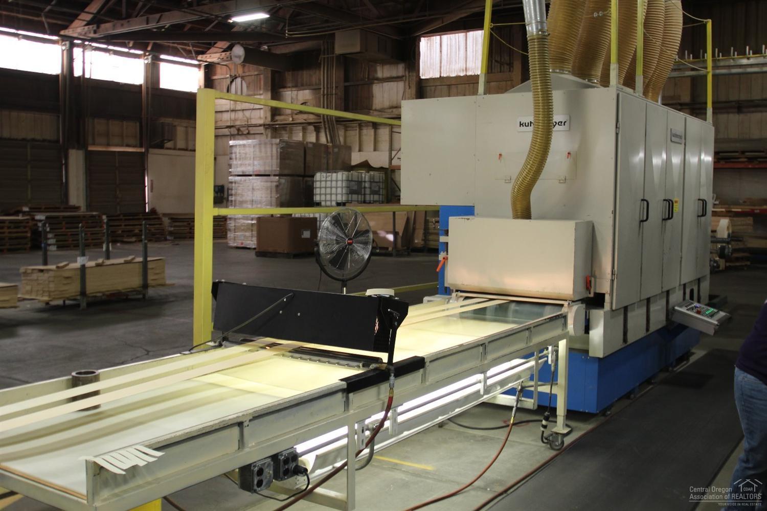 Prineville - Commercial Sale