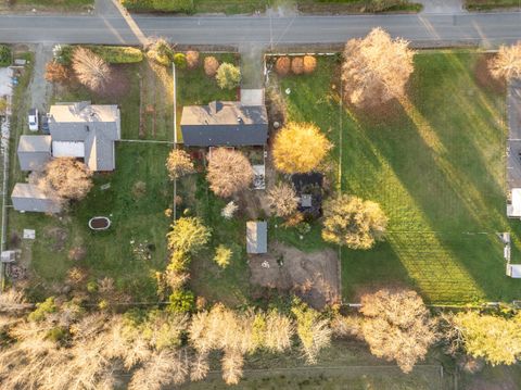 Tiny photo for 1627 Southgate Way, Grants Pass, OR 97527 (MLS # 220212558)