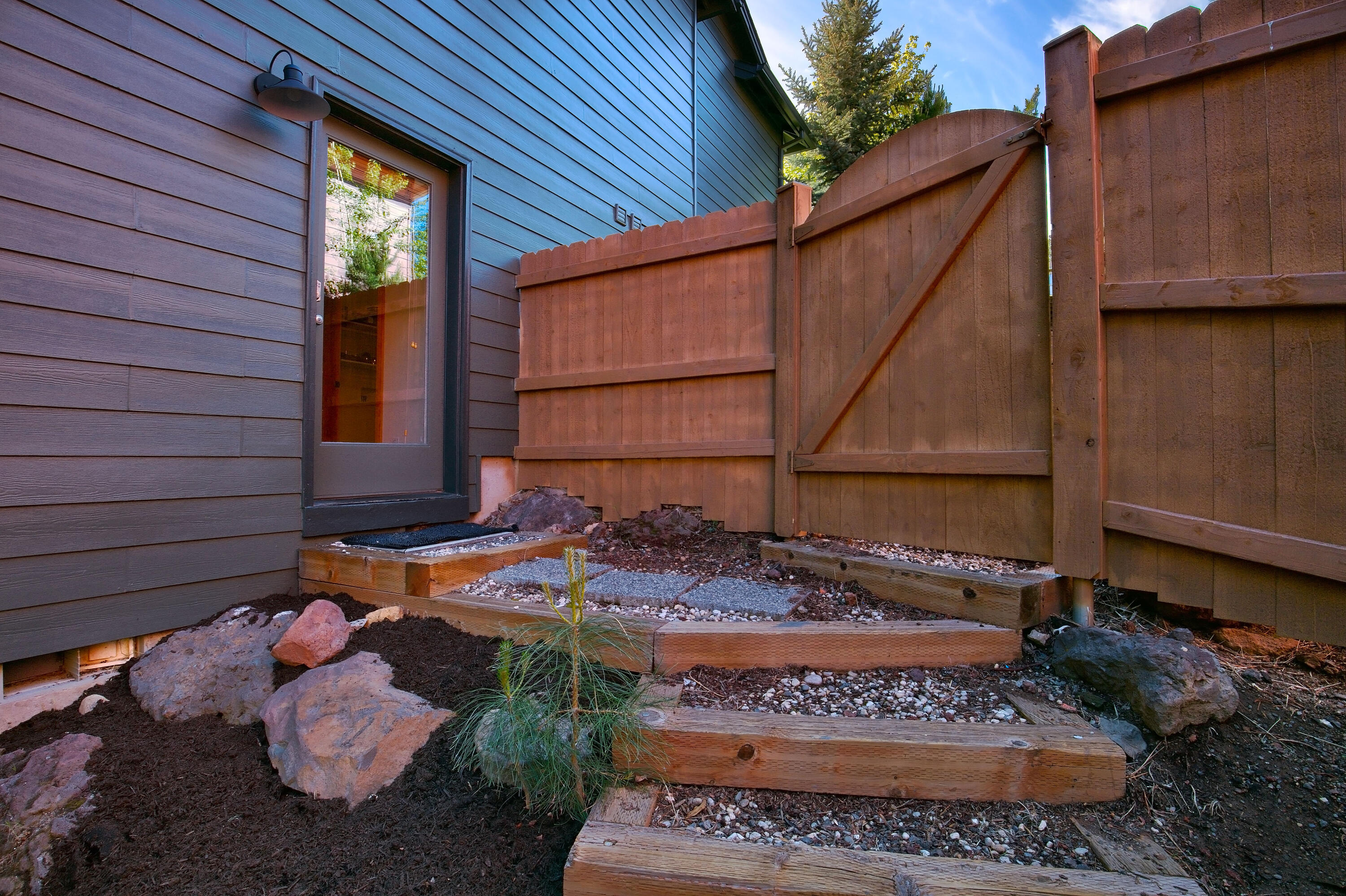 Skyliner Summit - Residential