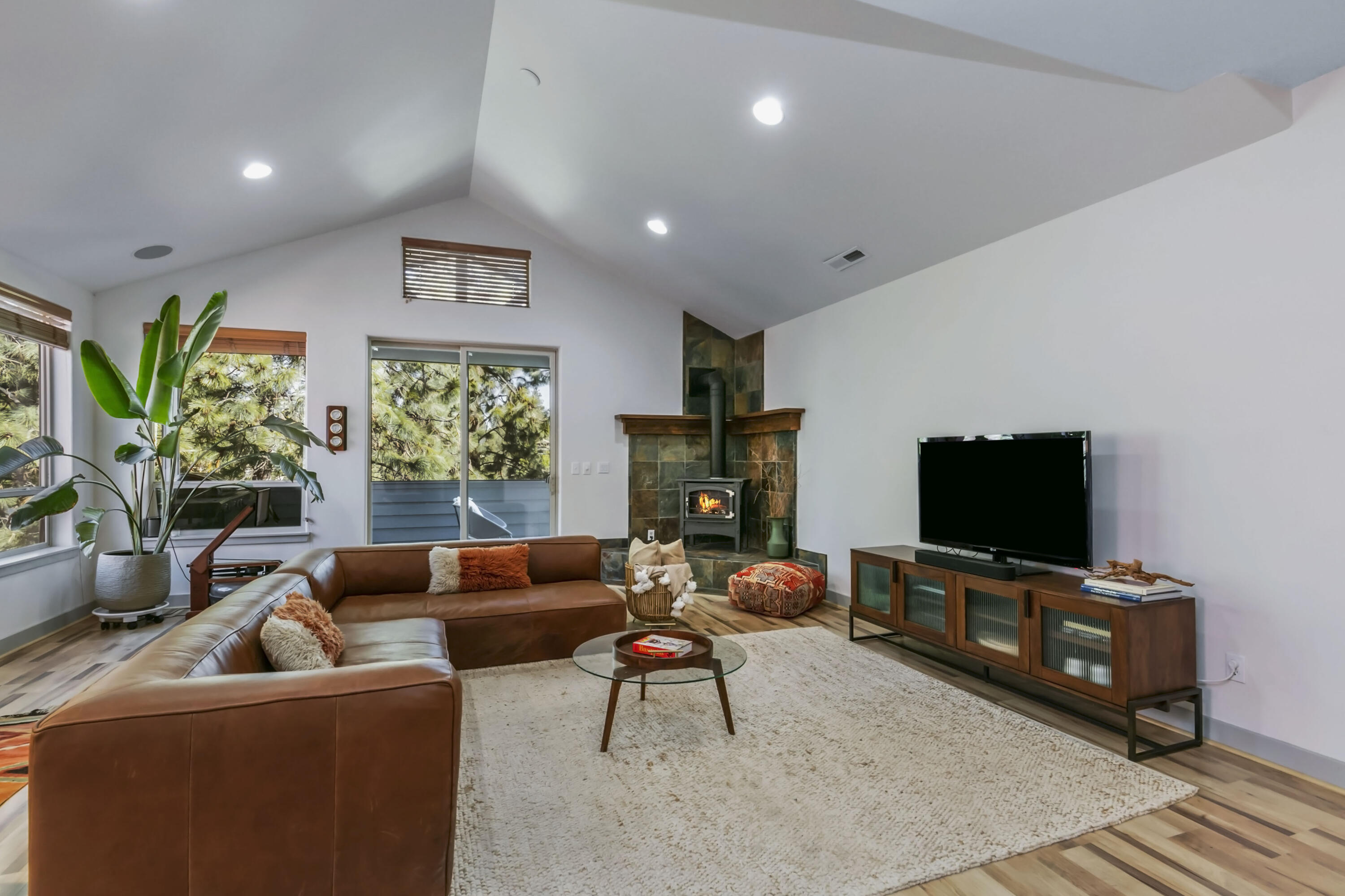 Skyliner Summit - Residential