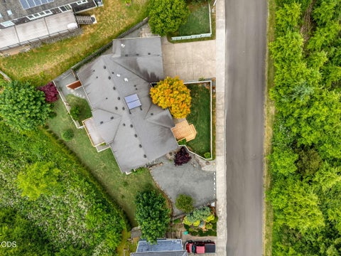 Tiny photo for 2144 Middle Fork Circle, Seaside, OR 97138 (MLS # 220224487)