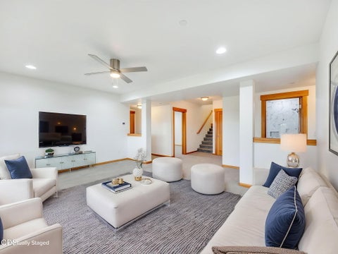 Tiny photo for 2144 Middle Fork Circle, Seaside, OR 97138 (MLS # 220224487)