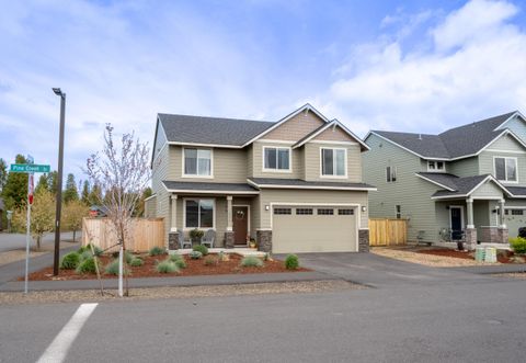 Photo of 16496 Pine Creek Drive, La Pine, OR 97739 (MLS # 220208598)