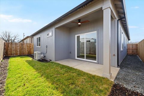 Tiny photo for 734 Dahl Place #16, Medford, OR 97501 (MLS # 220219240)