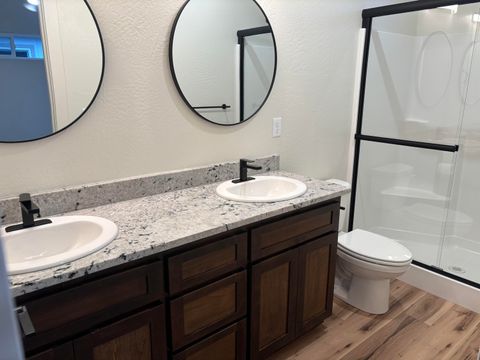 Tiny photo for 734 Dahl Place #16, Medford, OR 97501 (MLS # 220219240)