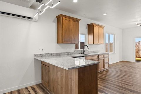 Tiny photo for 734 Dahl Place #16, Medford, OR 97501 (MLS # 220219240)