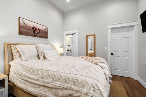 Tiny photo for 9568 SW Scout Camp Trail, Terrebonne, OR 97760 (MLS # 220219411)