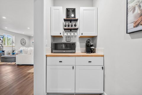 Tiny photo for 9568 SW Scout Camp Trail, Terrebonne, OR 97760 (MLS # 220219411)