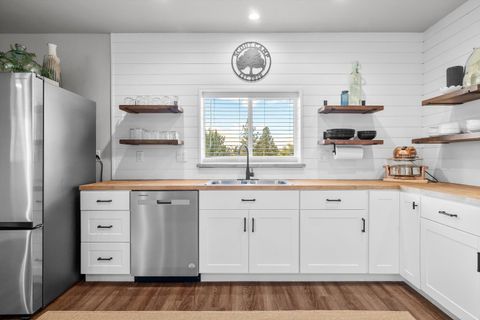 Tiny photo for 9568 SW Scout Camp Trail, Terrebonne, OR 97760 (MLS # 220219411)