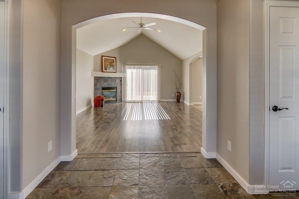 Mtn Glenn - Residential