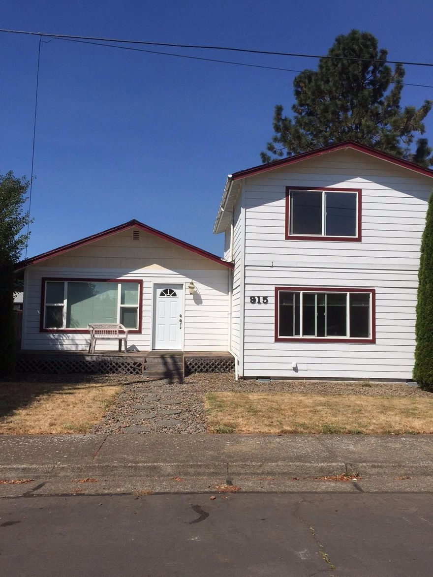 This is a spacious house located on a dead end street in South Corvallis. Well maintained and has been an excellent rental house. Lower level offers a spacious living room, a library room, 3 bedrooms, a recently remodeled bath with large vanity and tub/shower enclosure as well as a small office reoom. The kitchen is fully equipped with a newer glass top oven/range, a new built in microwave, a newer dishwasher and a fridge. The laundry/mud room is spacious with a large under the stair case closet. Master suite is private as it is located upstairs off of the dining area. Lots of natural light and a full bath with tub/shower. House was painted in 2016. New fence in back in 2016. Landmark Home Warranty is included in the sale. The current tenants are really great tenants and would like to stay. One of the members of the LLC is an Oregon licensed real estate broker. Inclusions: Glass cook top oven/range, micro, dishwasher, fridge, garbage disposal, hot water heater.