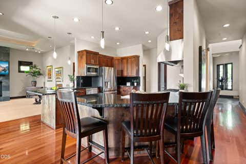 Tiny photo for 938 St Andrews Way, Eagle Point, OR 97524 (MLS # 220226838)
