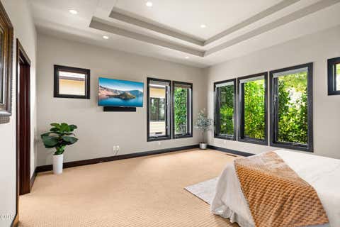 Tiny photo for 938 St Andrews Way, Eagle Point, OR 97524 (MLS # 220226838)