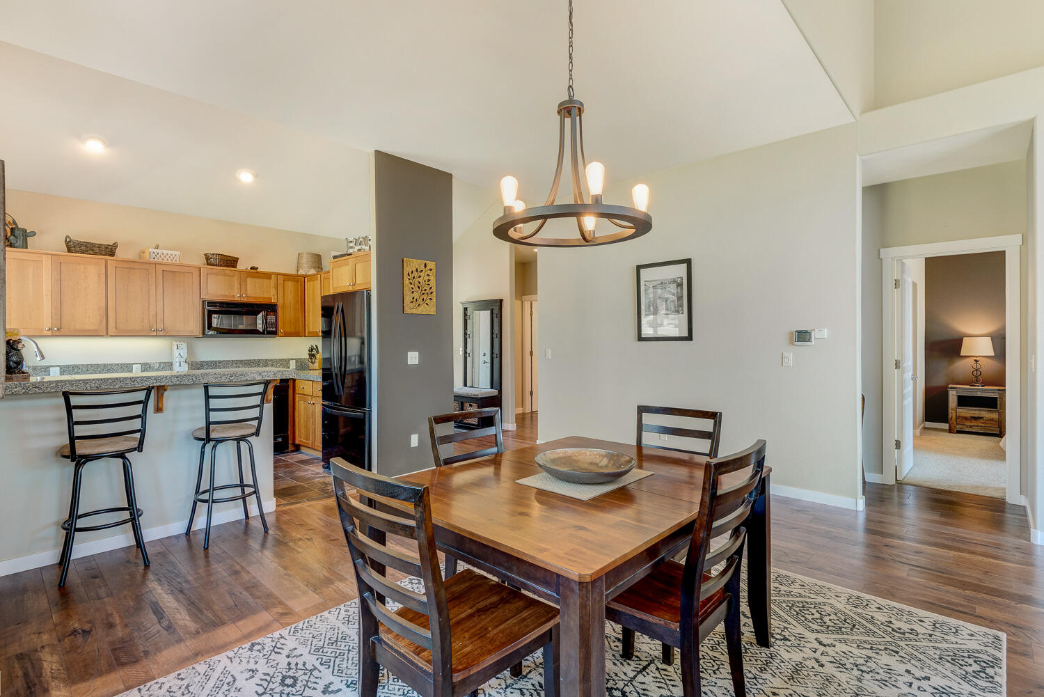 11065 Village Loop