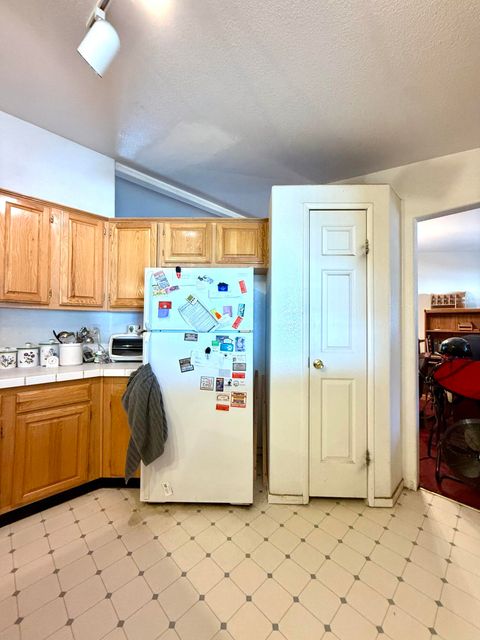 Tiny photo for 370 Highway 422, Chiloquin, OR 97624 (MLS # 220211425)