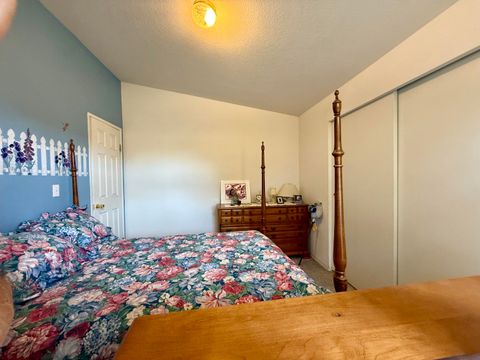 Tiny photo for 370 Highway 422, Chiloquin, OR 97624 (MLS # 220211425)