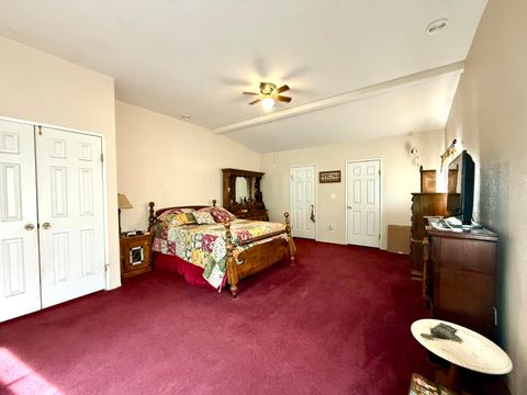 Tiny photo for 370 Highway 422, Chiloquin, OR 97624 (MLS # 220211425)