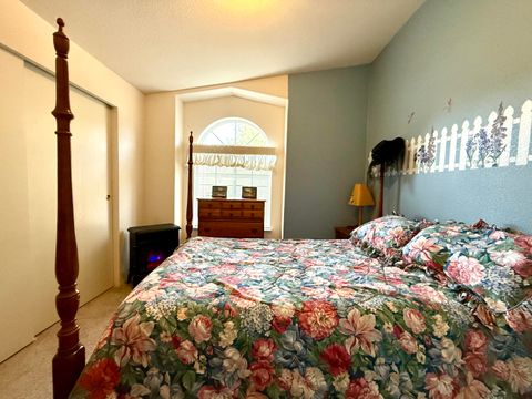 Tiny photo for 370 Highway 422, Chiloquin, OR 97624 (MLS # 220211425)