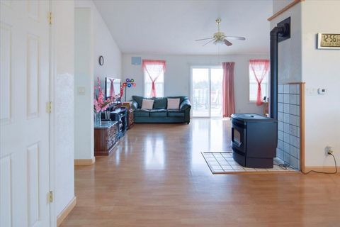 Tiny photo for 13645 SW Prairie Road, Terrebonne, OR 97760 (MLS # 220215310)