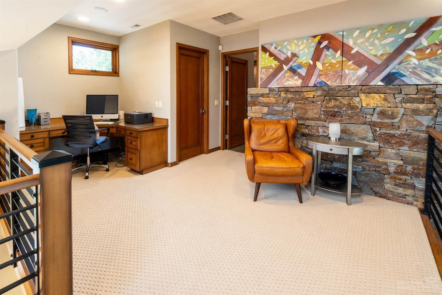 Broken Top - Residential