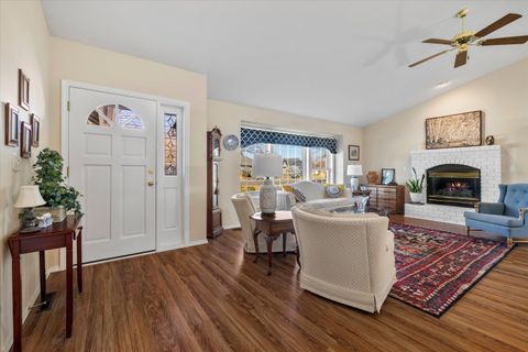 Tiny photo for 2365 NE Lakeridge Drive, Bend, OR 97701 (MLS # 220214913)