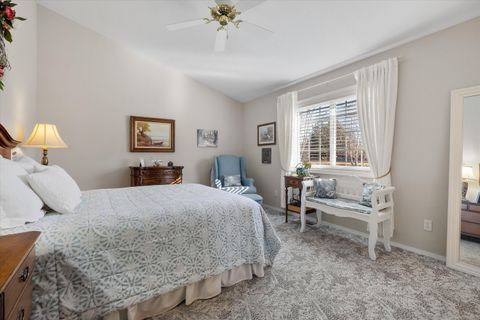 Tiny photo for 2365 NE Lakeridge Drive, Bend, OR 97701 (MLS # 220214913)