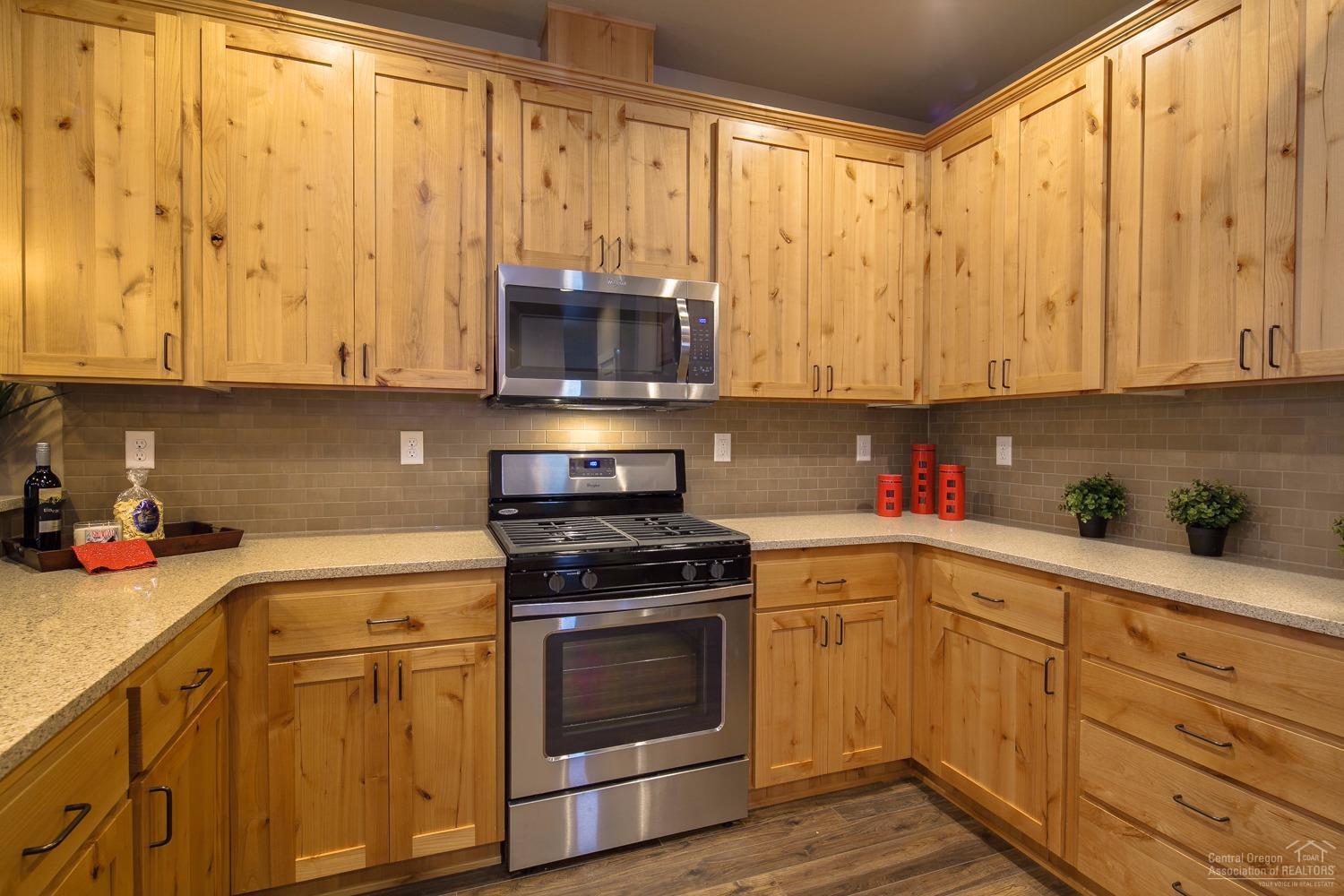 Kian Canyon - Residential