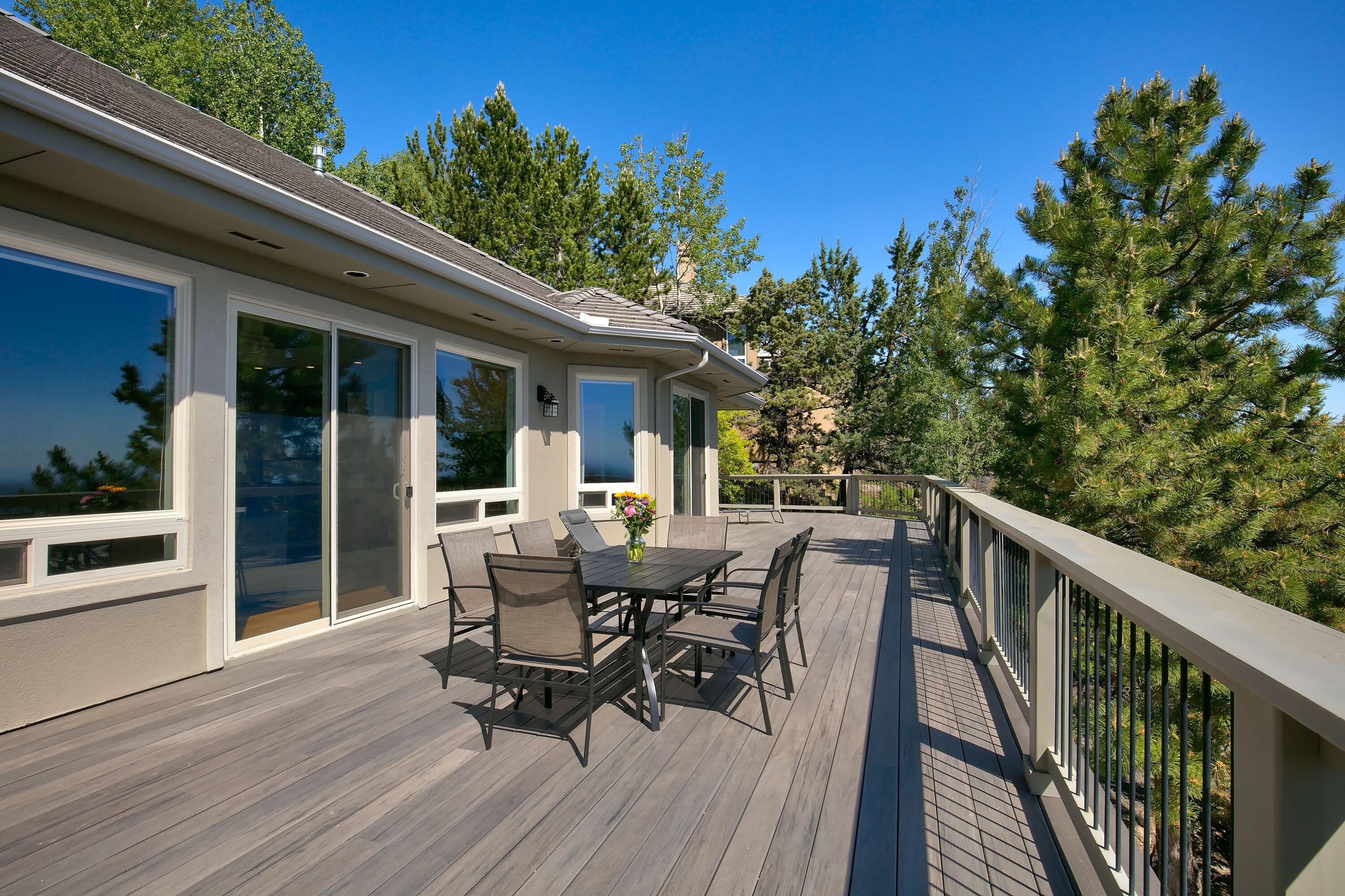 1166 NW Redfield Circle