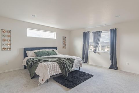 Tiny photo for 1759 Carrera Circle, Medford, OR 97504 (MLS # 220210746)