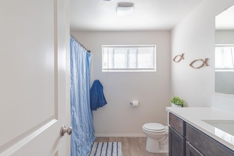 Tiny photo for 1759 Carrera Circle, Medford, OR 97504 (MLS # 220210746)