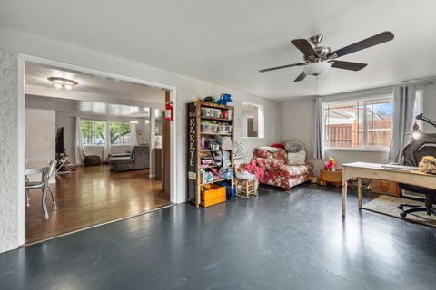 Tiny photo for 5714 Schiesel Avenue, Klamath Falls, OR 97603 (MLS # 220210670)