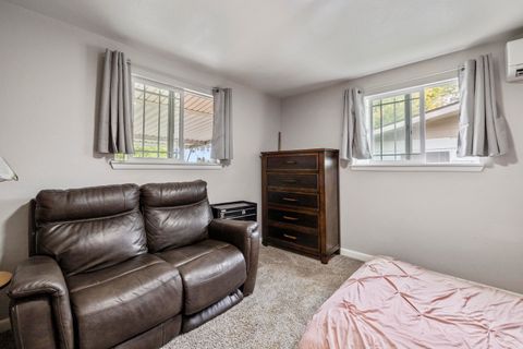 Tiny photo for 5714 Schiesel Avenue, Klamath Falls, OR 97603 (MLS # 220210670)