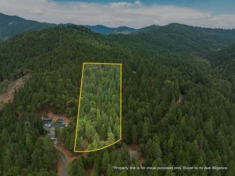 Tiny photo for 614 Thornbrook Drive, Merlin, OR 97532 (MLS # 220212207)