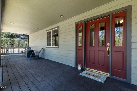 Tiny photo for 150128 Paul Drive, La Pine, OR 97739 (MLS # 220225356)