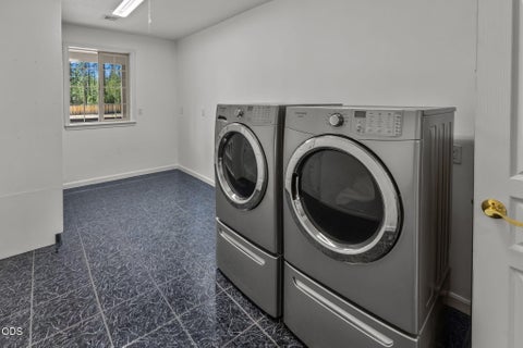 Tiny photo for 150128 Paul Drive, La Pine, OR 97739 (MLS # 220225356)