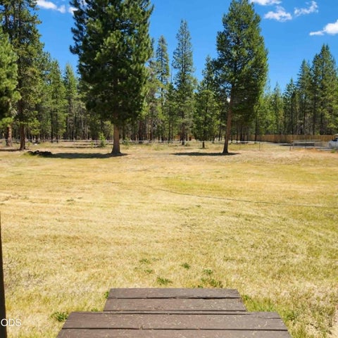 Tiny photo for 150128 Paul Drive, La Pine, OR 97739 (MLS # 220225356)