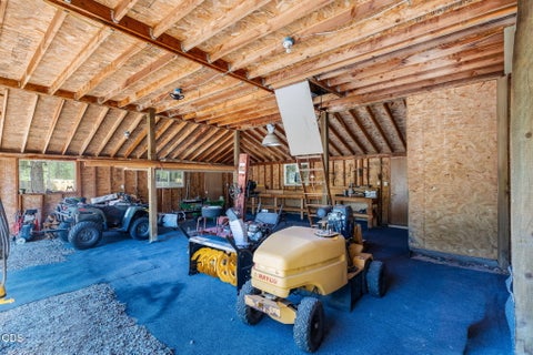 Tiny photo for 150128 Paul Drive, La Pine, OR 97739 (MLS # 220225356)