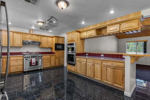 Tiny photo for 150128 Paul Drive, La Pine, OR 97739 (MLS # 220225356)